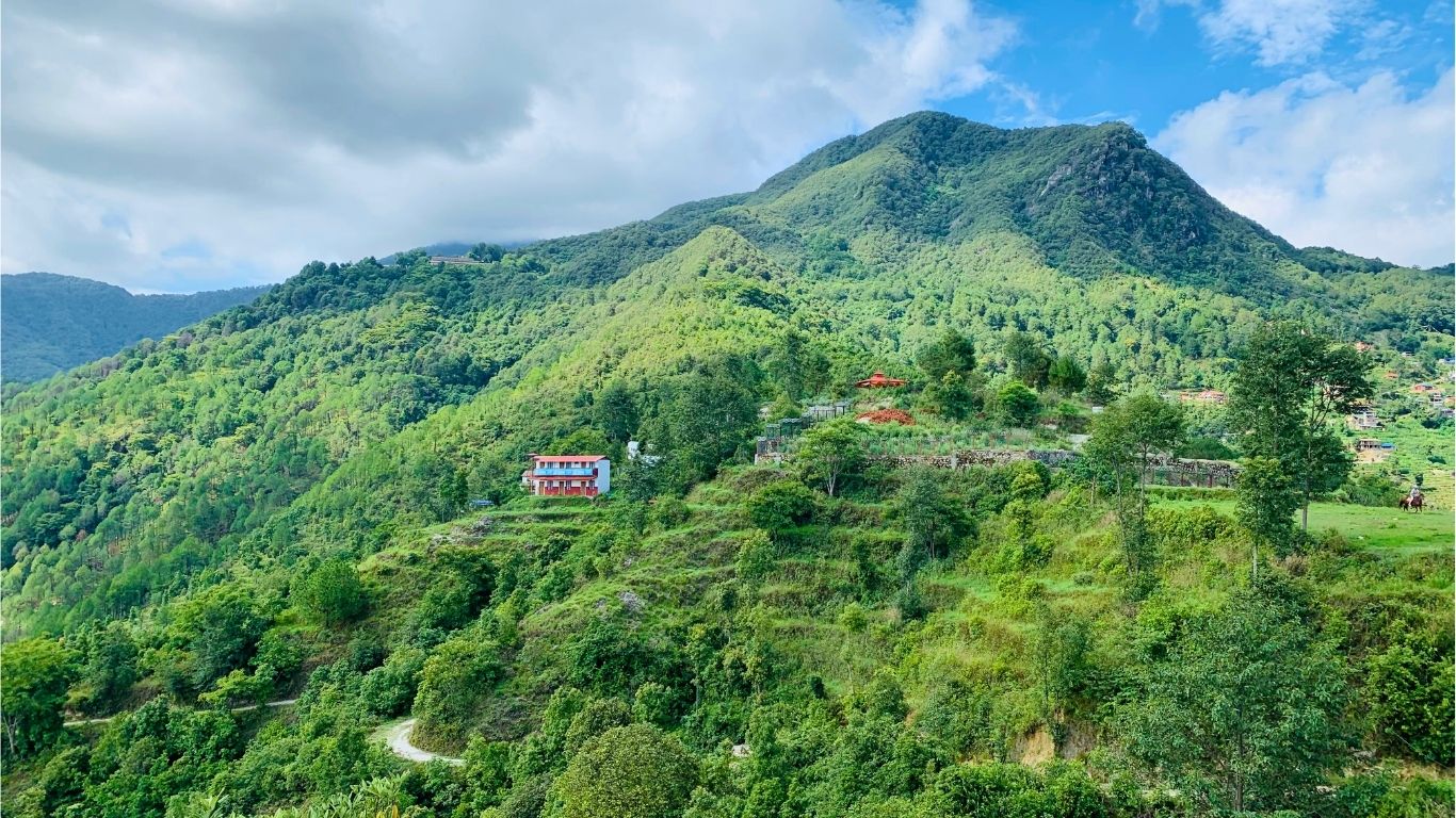 5-Days Yoga, Hiking & Cultural Sightseeing Retreat